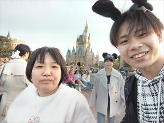 25日帰り旅行_TDL①